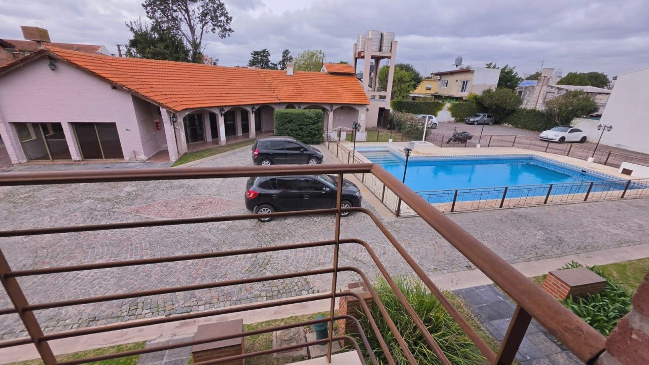 Alquiler Duplex Barrio Las Rosas